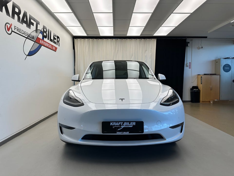 Tesla Model Y Long Range AWD 5d
