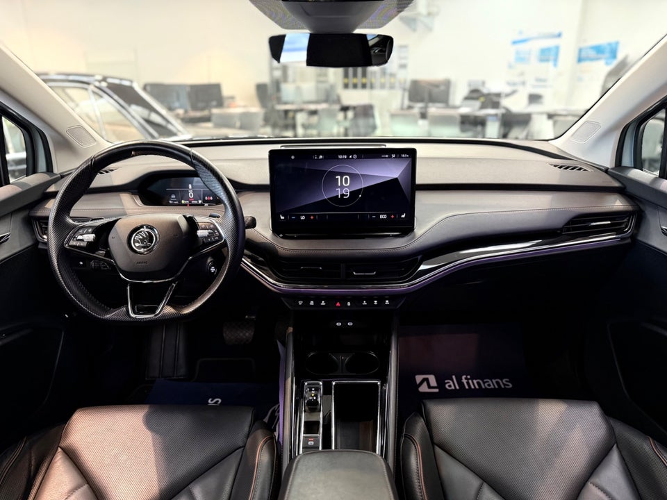 Skoda Enyaq 80 iV Suite 5d