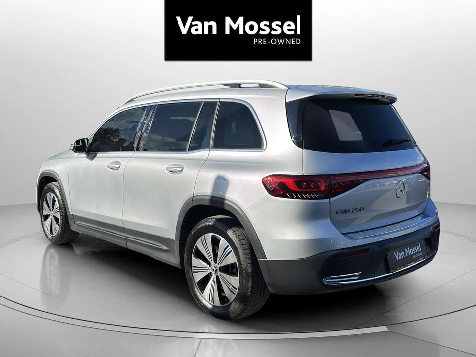 Mercedes EQB250 Progressive 5d