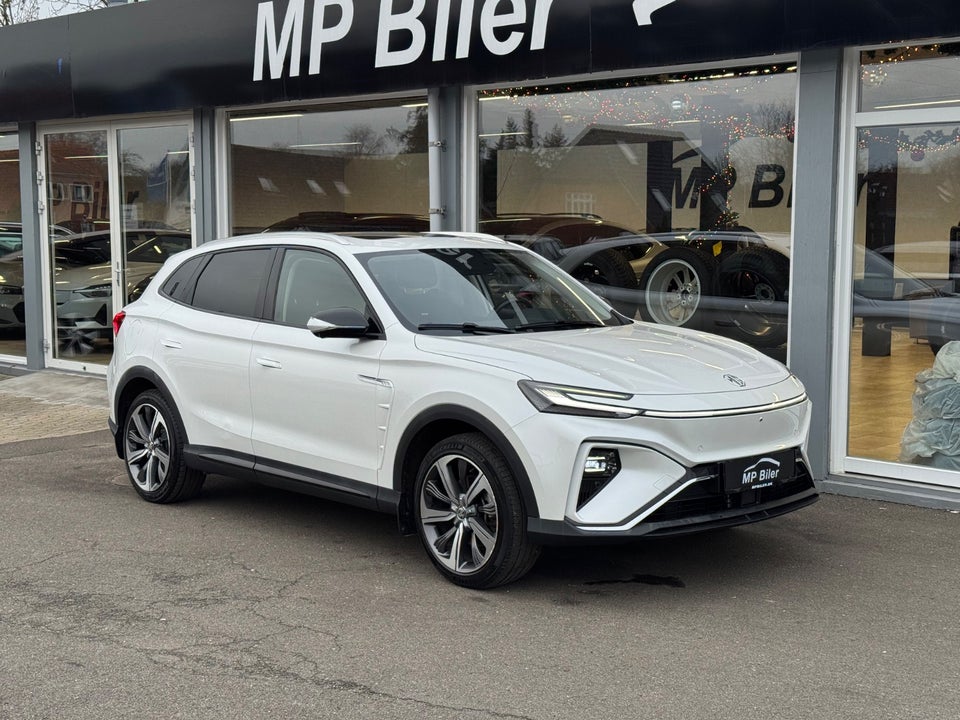 MG Marvel R Luxury 5d