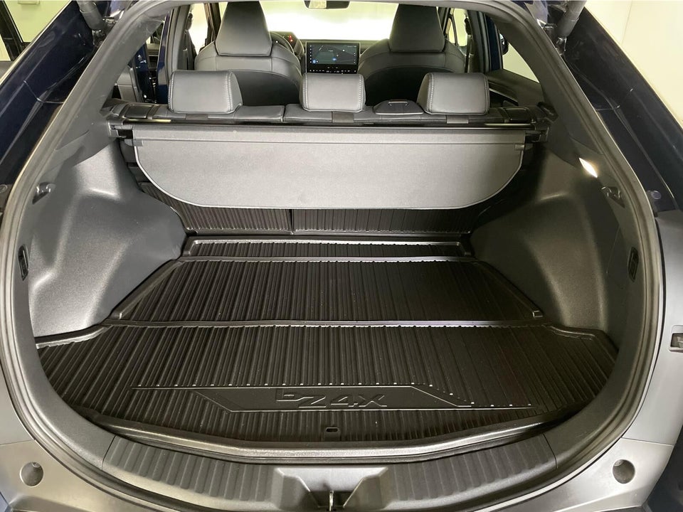 Toyota bZ4X Active 5d