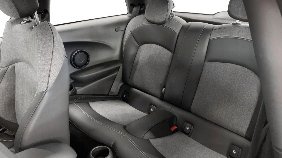 MINI Cooper SE Classic Trim 3d