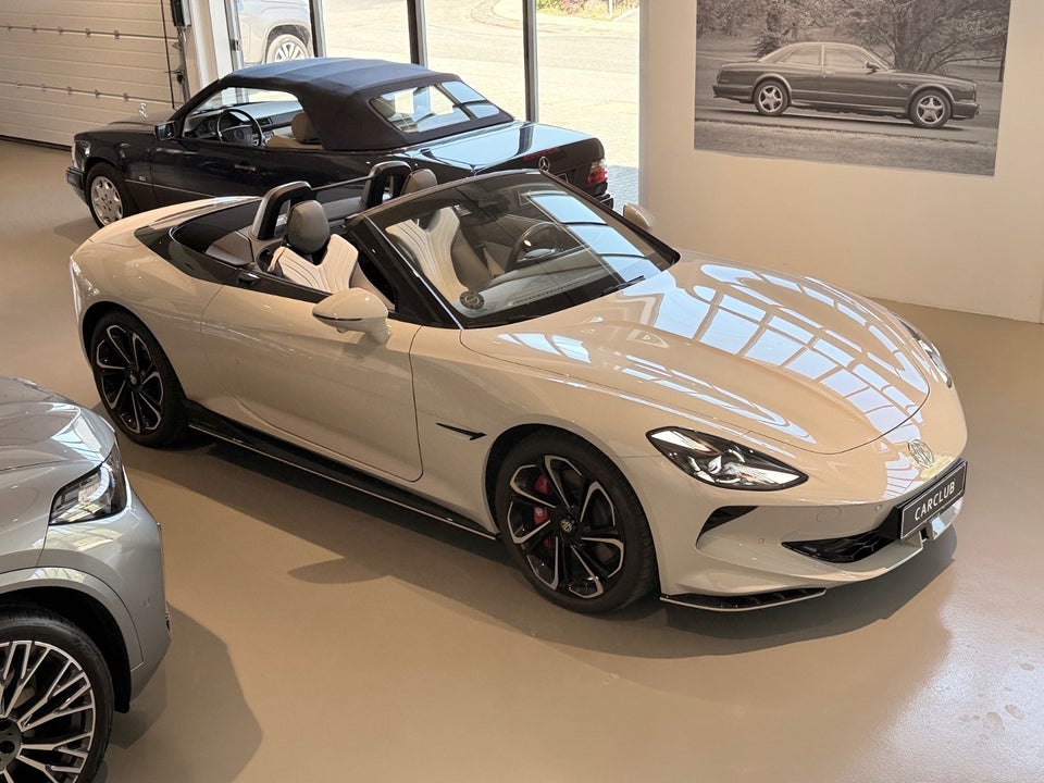 MG Cyberster GT Performance 2d