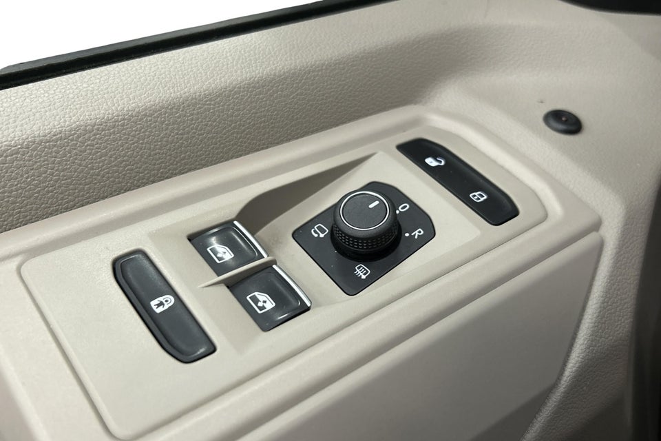 VW Multivan 1,4 eHybrid Energetic DSG kort