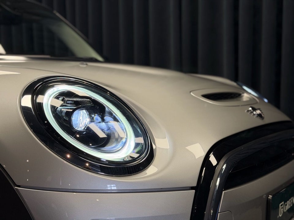 MINI Cooper SE Classic Trim 3d