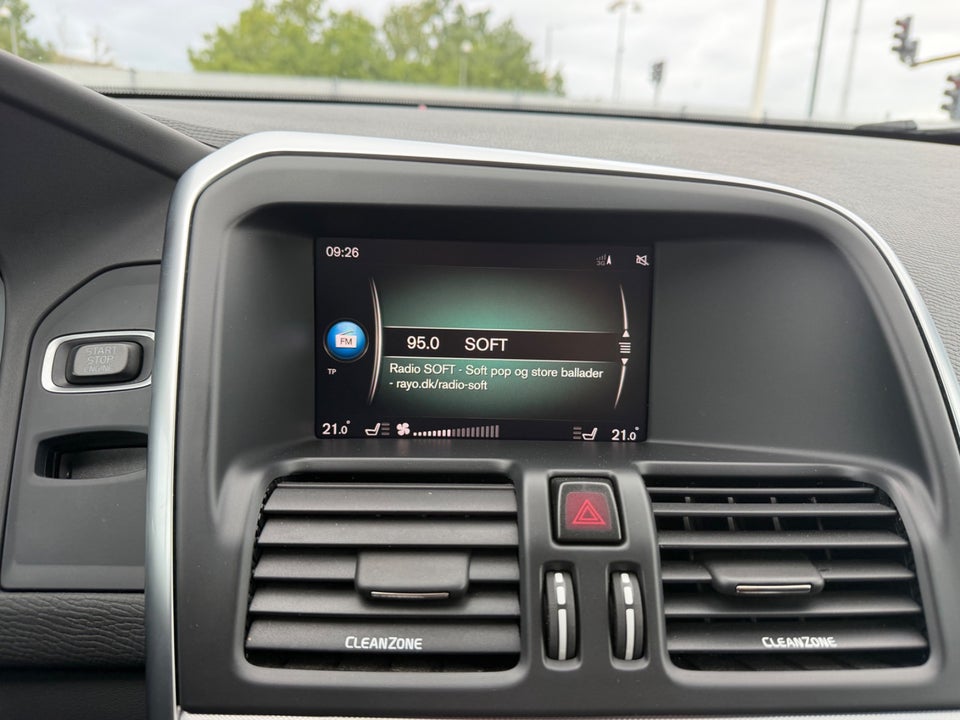 Volvo XC60 2,4 D4 190 Summum aut. AWD 5d