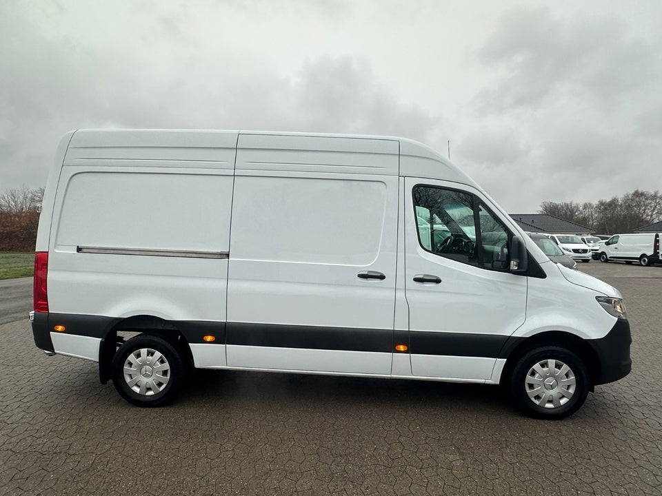 Mercedes Sprinter 317 2,0 CDi A2 Kassevogn SELECT aut. RWD