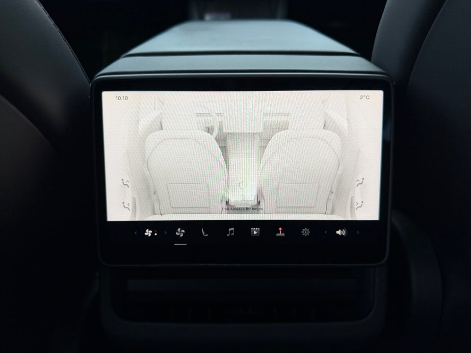 Tesla Model 3 RWD 4d