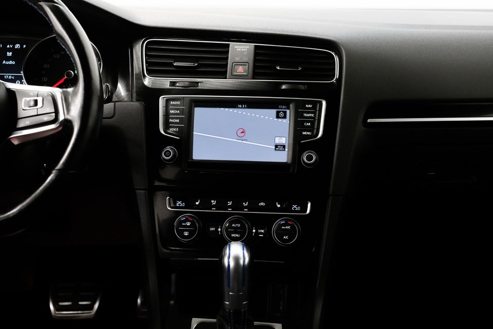 VW Golf VII 1,4 GTE DSG 5d