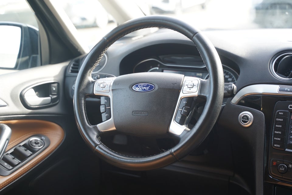 Ford S-MAX 2,0 TDCi 163 Titanium aut. Van 5d