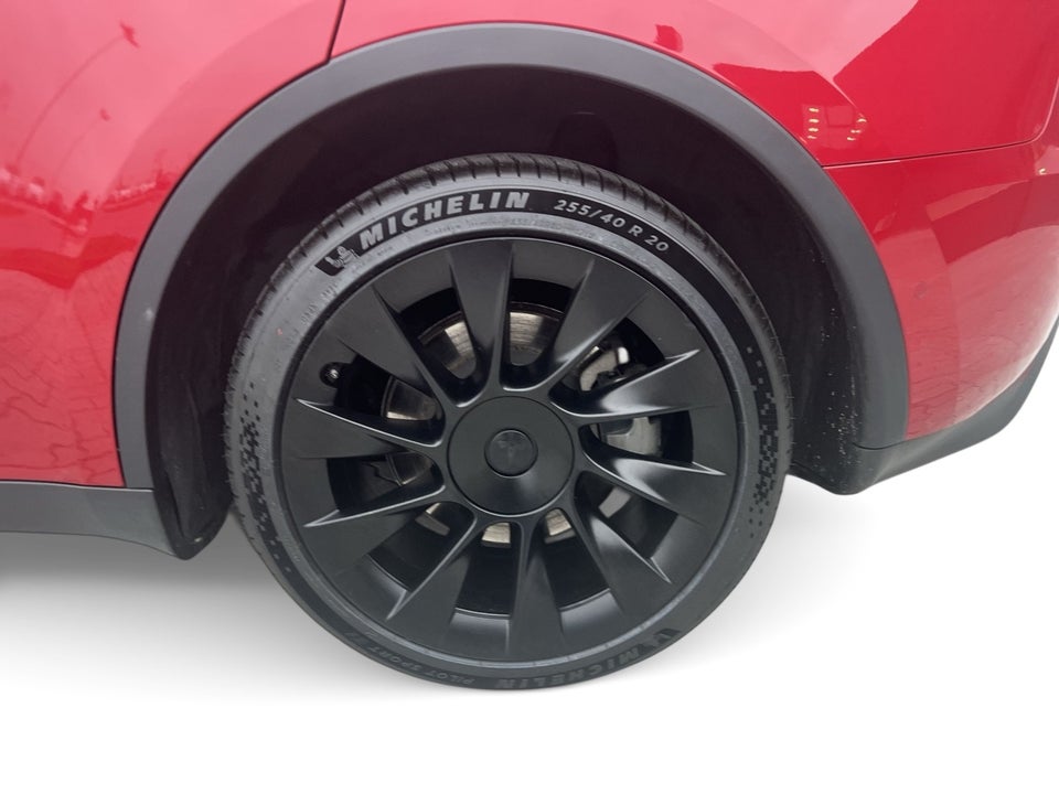 Tesla Model Y Long Range AWD 5d