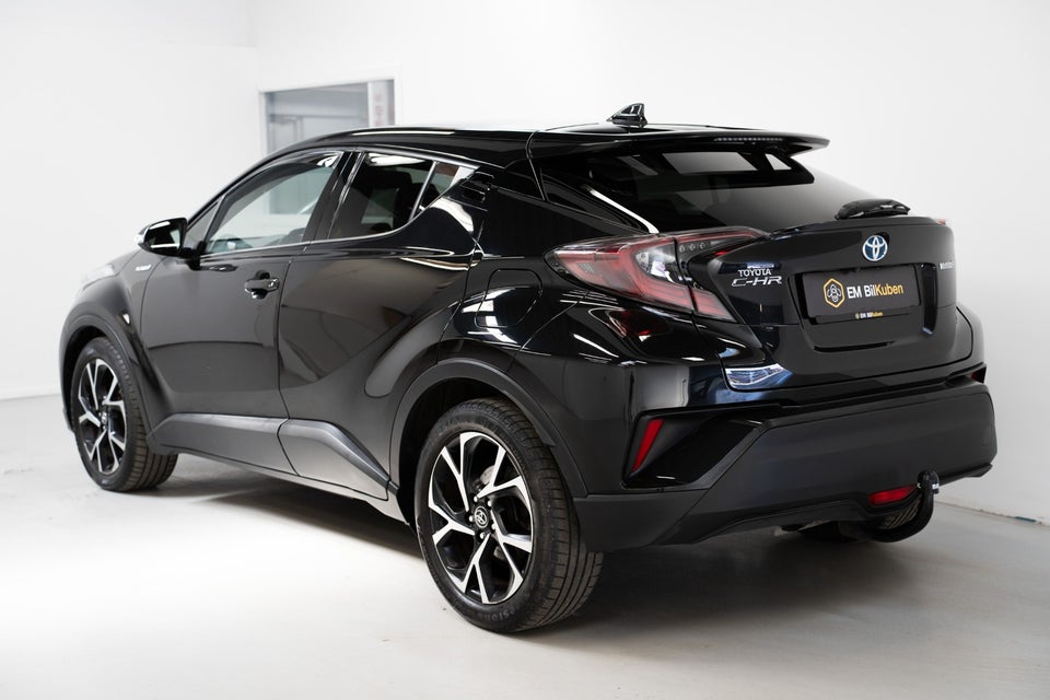 Toyota C-HR 1,8 Hybrid C-LUB Business CVT 5d