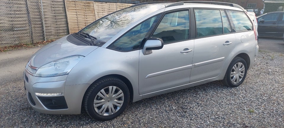 Citroën Grand C4 Picasso 1,6 e-HDi 112 Exclusive E6G 7prs 5d