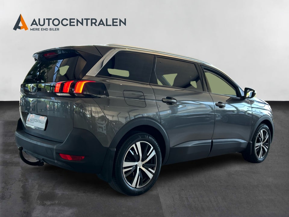 Peugeot 5008 1,2 e-THP 130 Active 7prs 5d