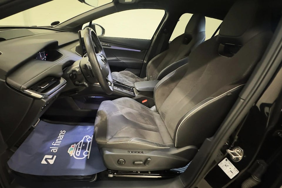 Skoda Enyaq 80x iV Sportline Ultra 5d