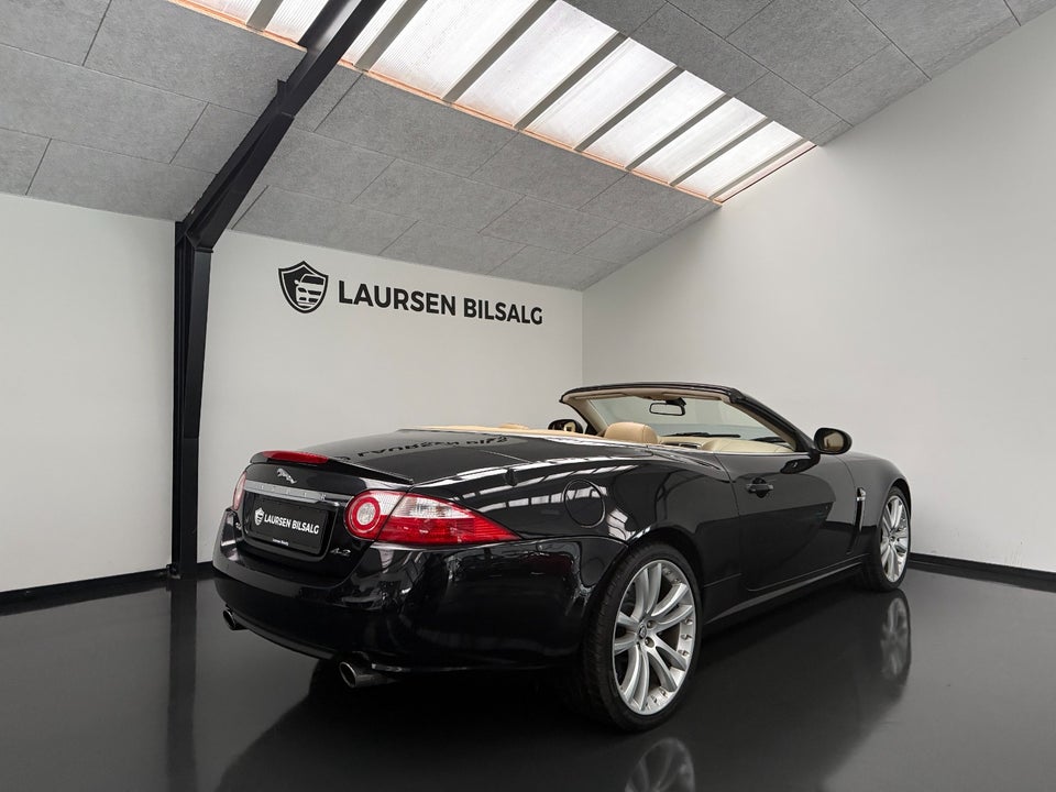 Jaguar XK 4,2 V8 Convertible aut. 2d