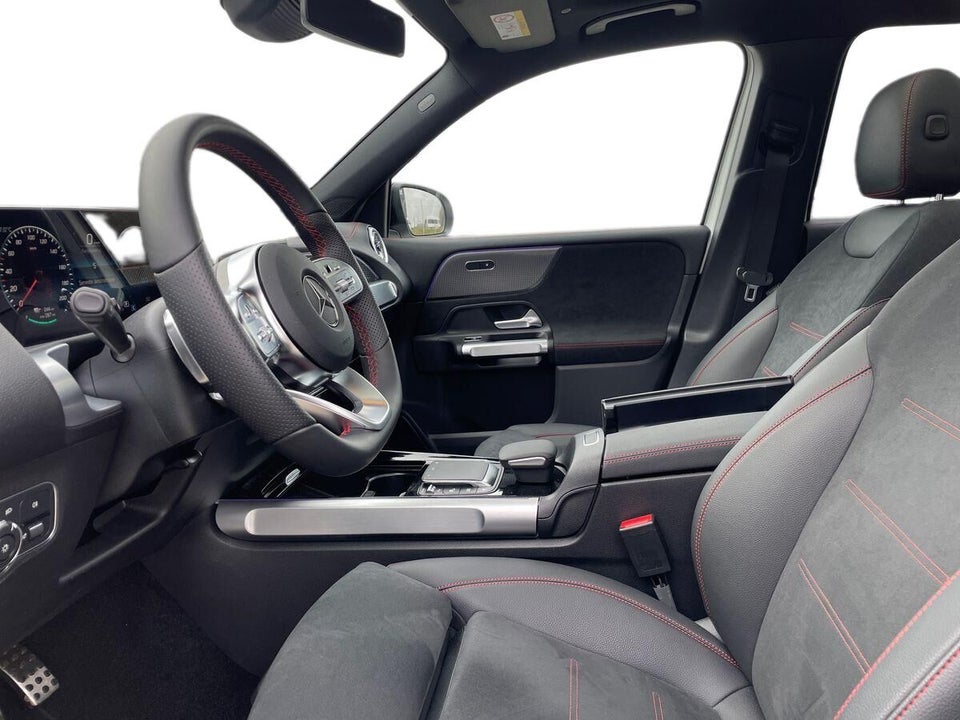 Mercedes EQB300 AMG Line 4Matic 5d