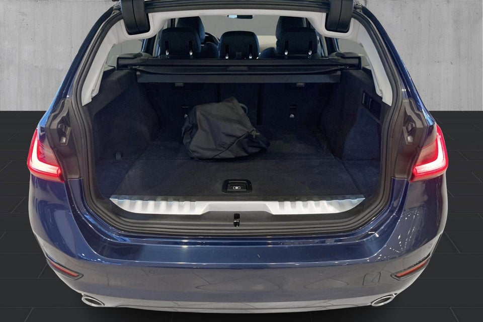 BMW 330e 2,0 Touring Sport Line aut. 5d