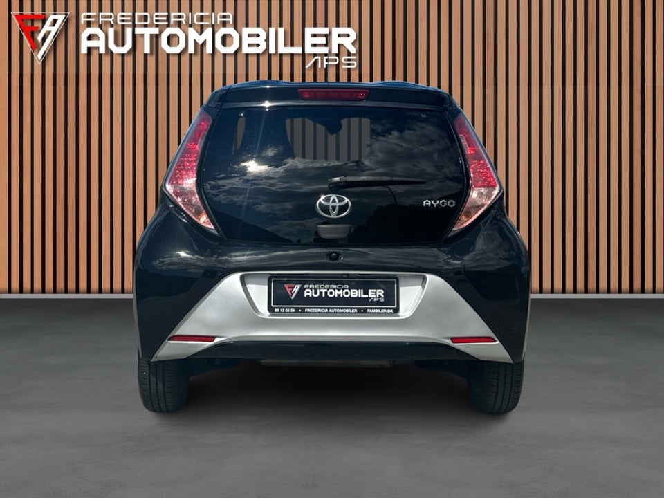 Toyota Aygo 1,0 VVT-i x-black II 5d