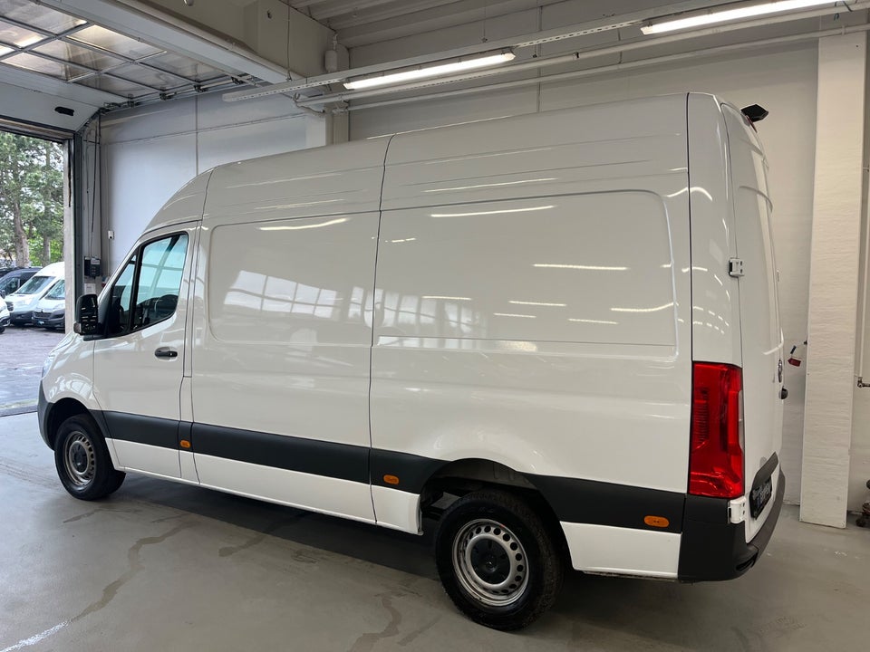 Mercedes Sprinter 317 2,0 CDi A2 Kassevogn PRO aut. RWD