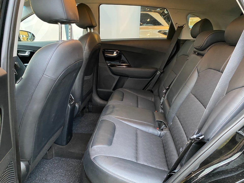 Kia Niro 1,6 PHEV Advance DCT 5d