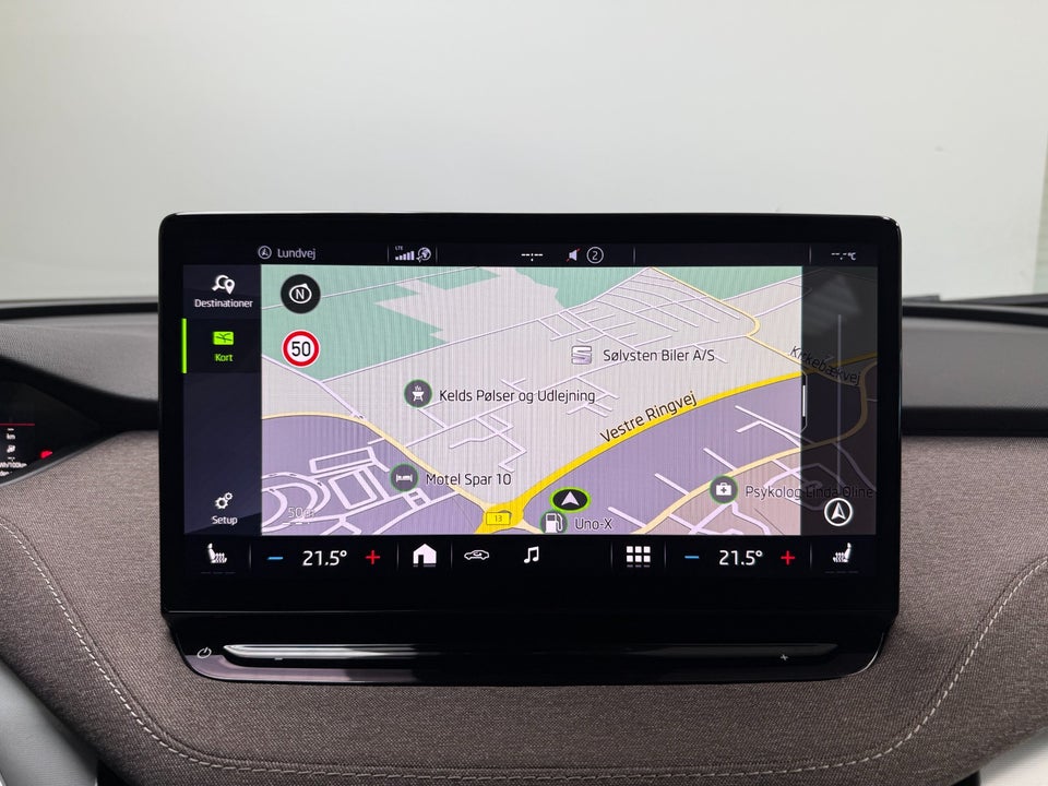 Skoda Enyaq 60 iV Selection Lodge 5d