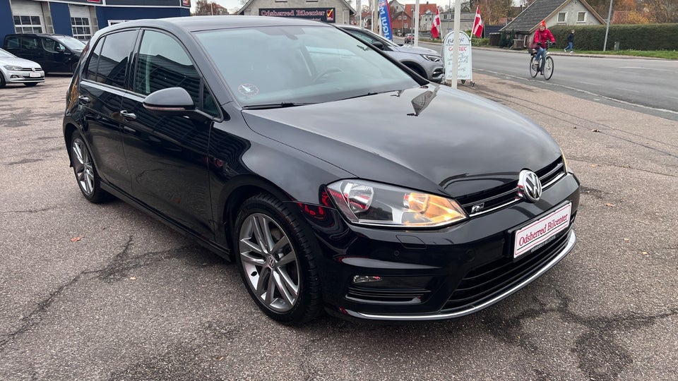 VW Golf VII 2,0 TDi 150 R-line DSG BMT 5d