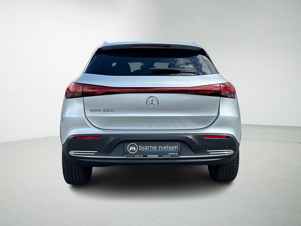 Mercedes EQA250 Progressive 5d