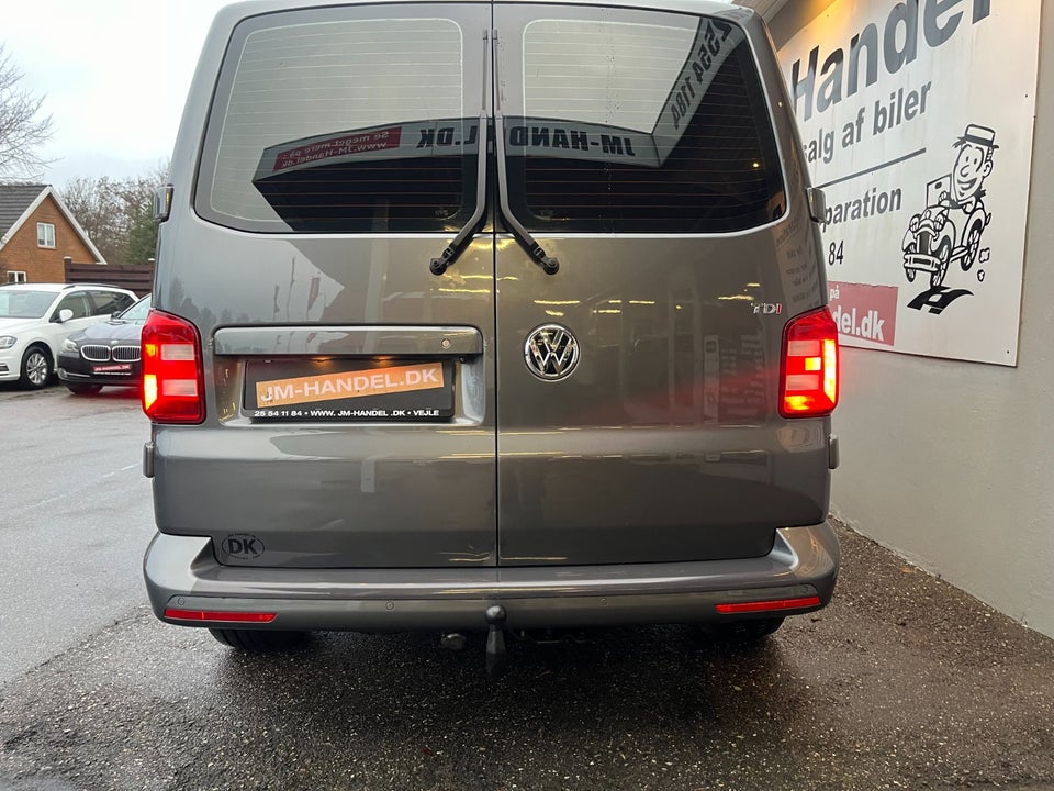 VW Transporter 2,0 TDi 140 Kassevogn DSG lang