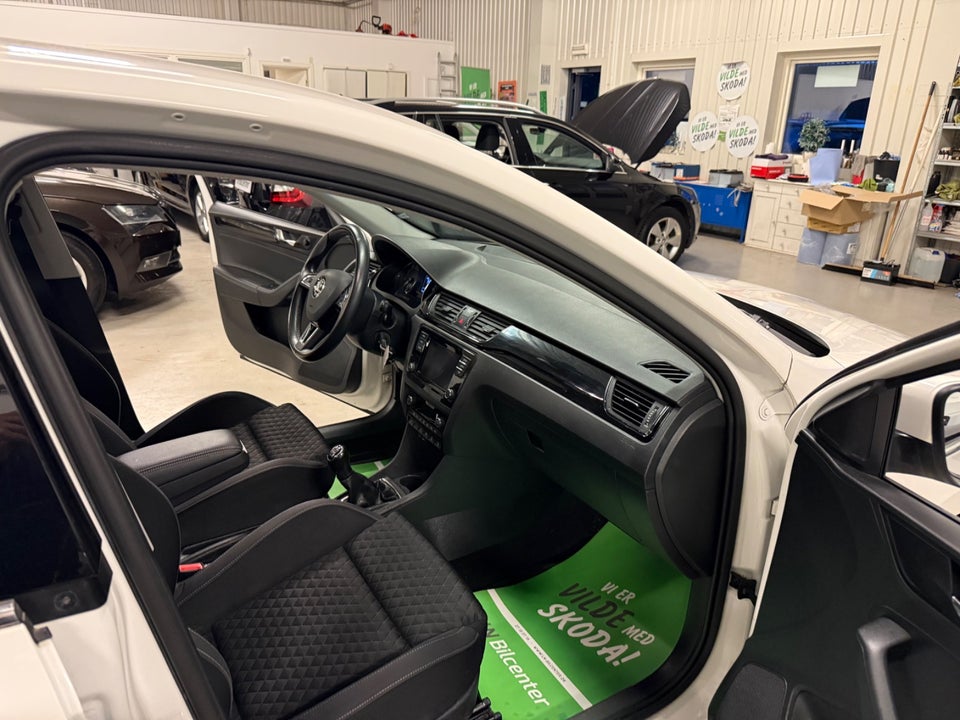 Skoda Rapid 1,0 TSi 110 Ambition 5d