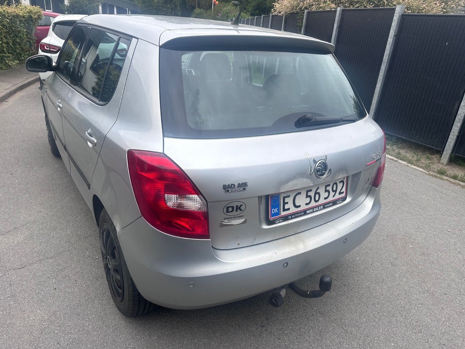 Skoda Fabia 1,4 16V Ambiente 5d