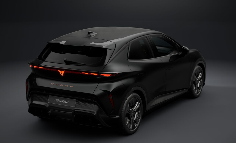 Cupra Raval 52 Endurance 5d