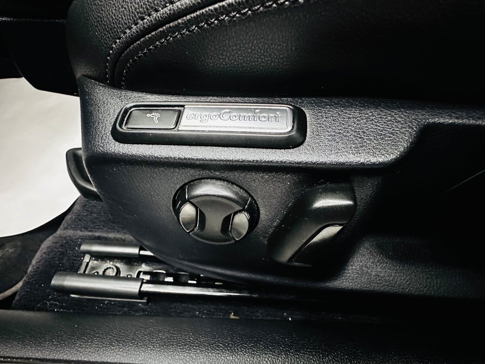 VW Passat 1,4 TSi 150 Highline Premium DSG 4d