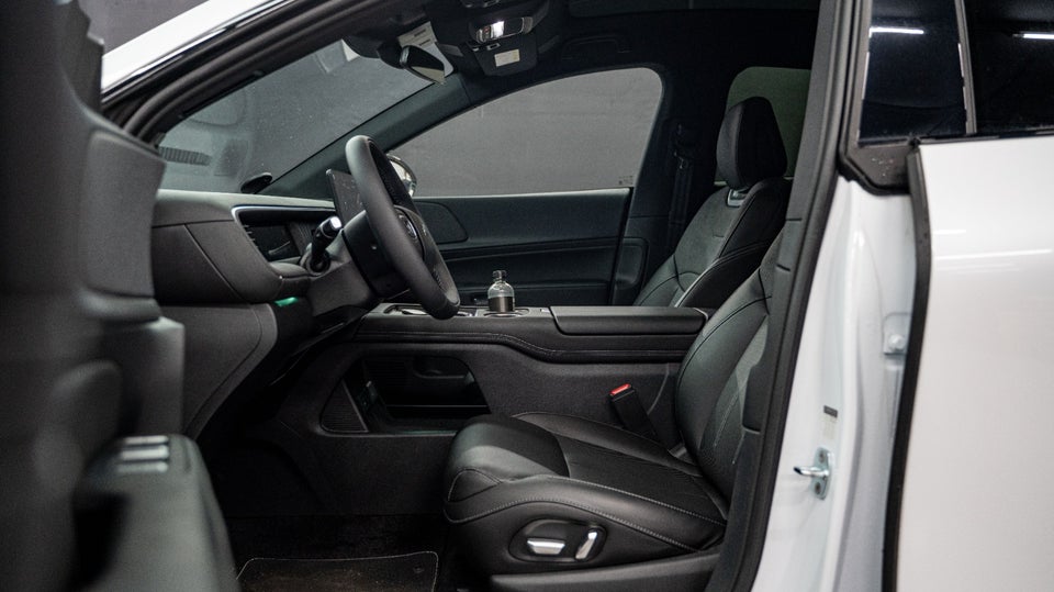 Xpeng G6 Performance 5d