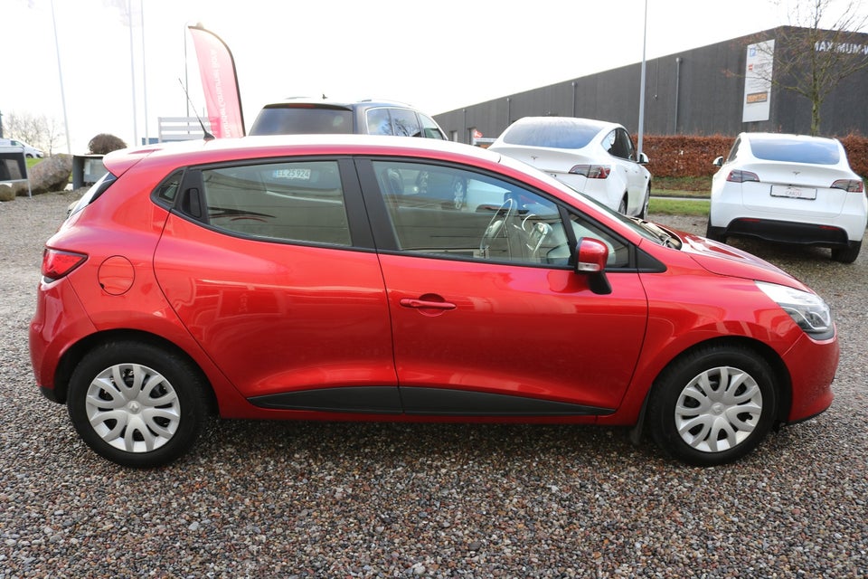 Renault Clio IV 0,9 TCe 90 Dynamique 5d