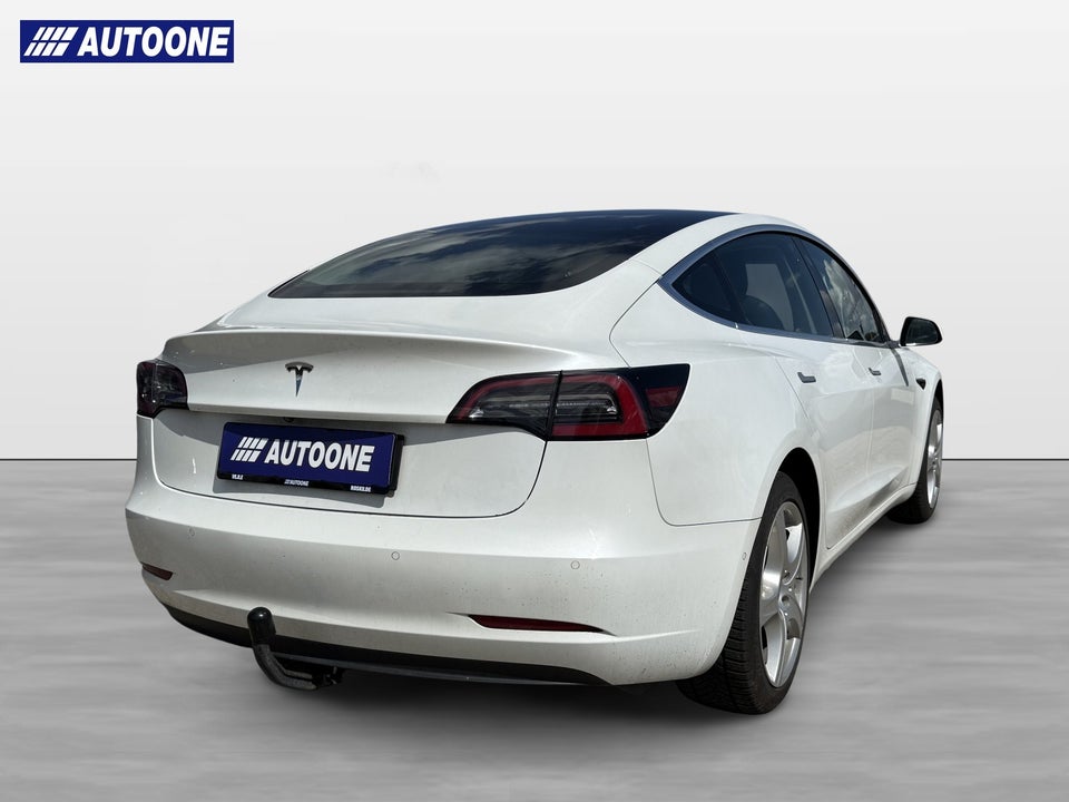 Tesla Model 3 Standard Range+ RWD 4d