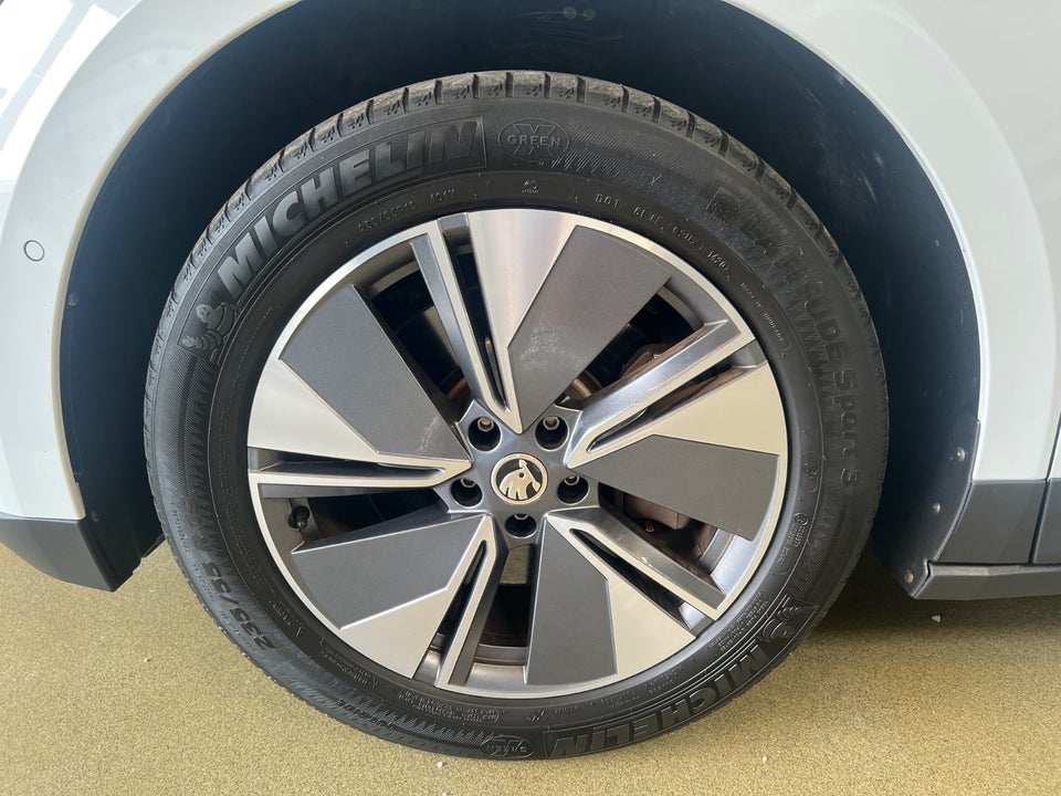 Skoda Enyaq 80 iV Loft 5d