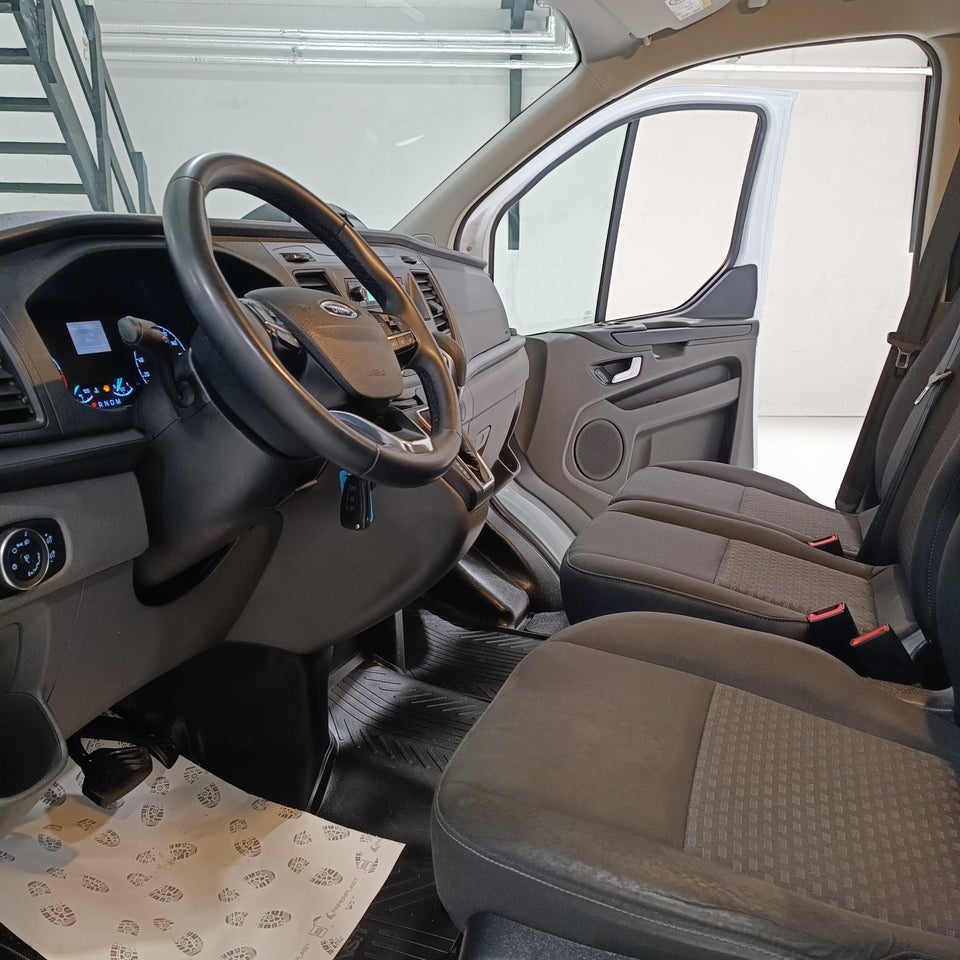 Ford Transit Custom 300 L1 2,0 TDCi 130 Trend aut.