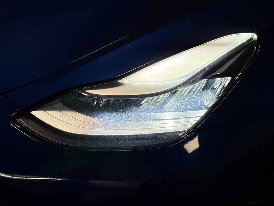 Tesla Model 3 Performance AWD 4d