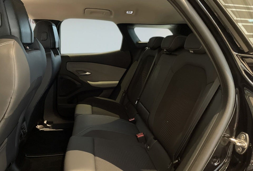 Ford Explorer 77 Select Extended Range 5d