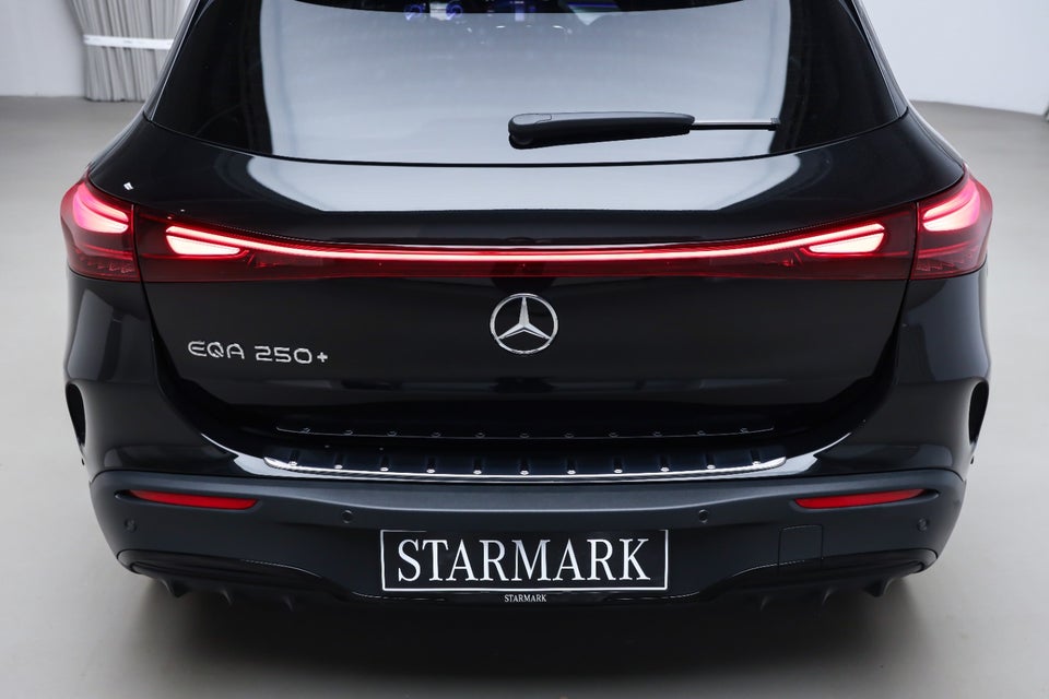 Mercedes EQA250+ AMG Premium 5d