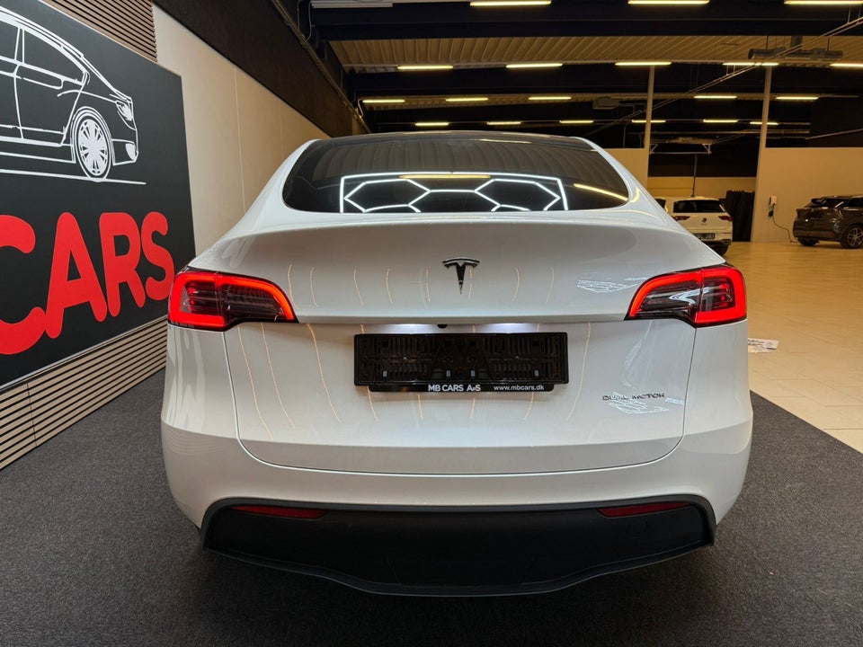 Tesla Model Y Long Range AWD 5d