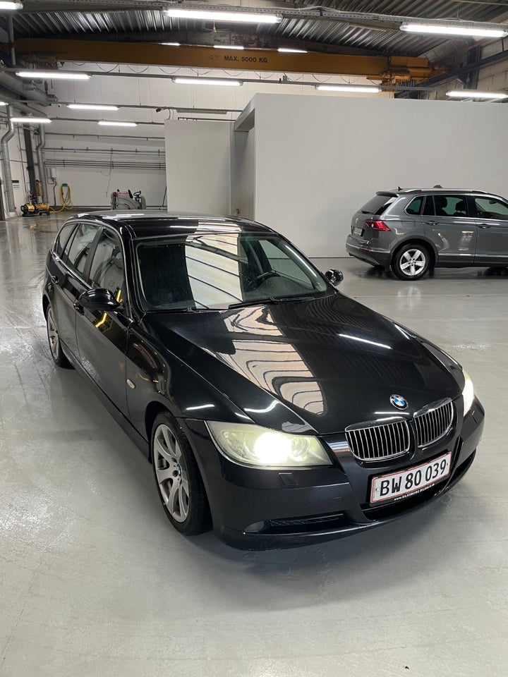 BMW 325i 3,0 Touring 5d