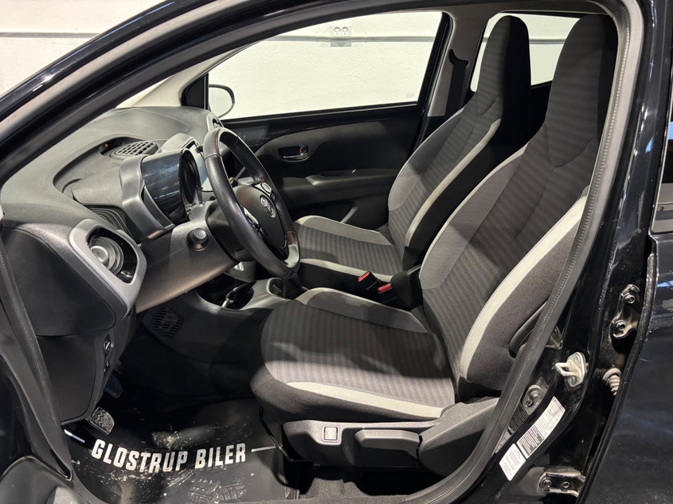 Toyota Aygo 1,0 VVT-i x-cellence 5d