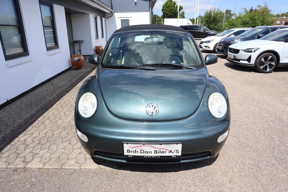 VW New Beetle 2,0 Cabriolet 2d