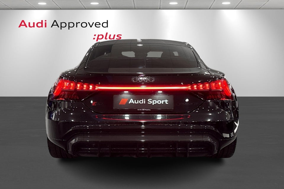 Audi RS e-tron GT pro quattro 4d