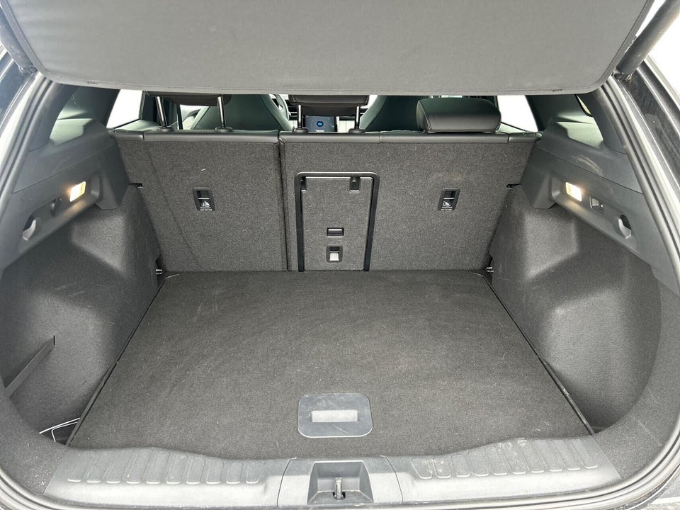 Ford Explorer 82 Premium Extended Range 5d