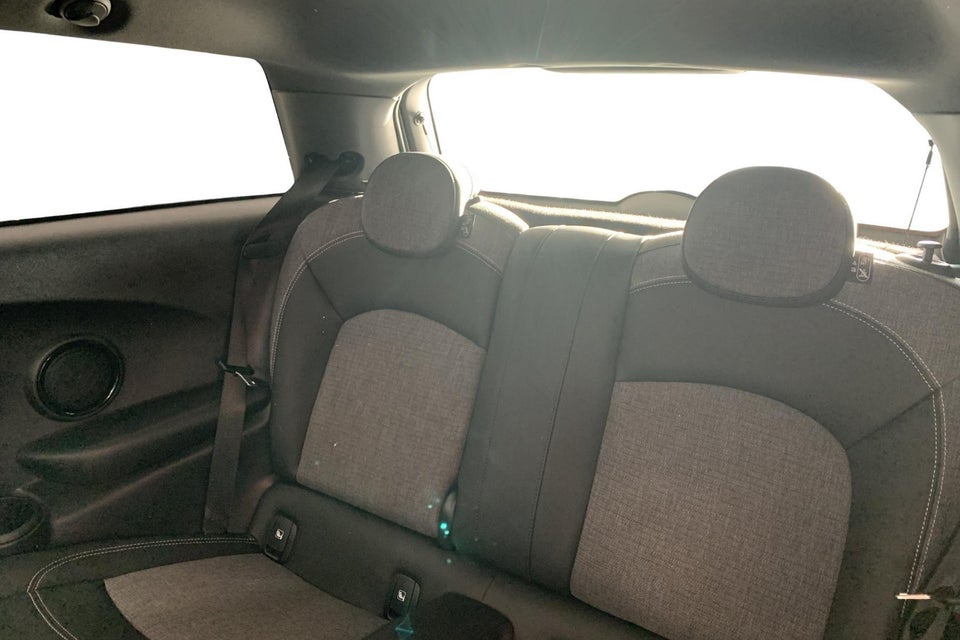 MINI Cooper SE Classic Trim 3d