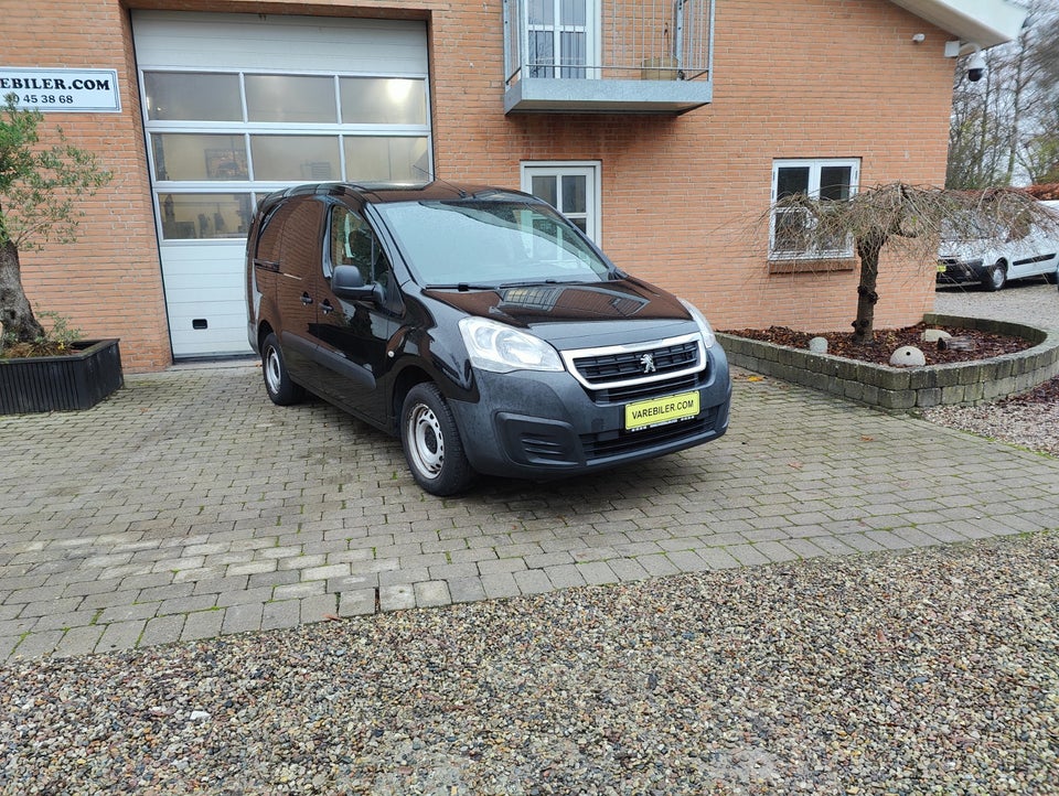 Peugeot Partner 1,6 BlueHDi 100 L2 Flex Van 5d