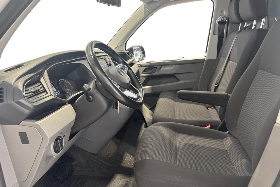 VW Transporter 2,0 TDi 150 Kassevogn DSG lang